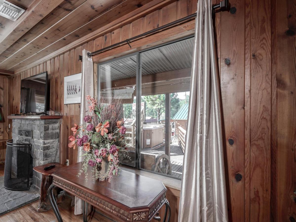 Alpine Cabin, 3 Bedrooms, Deck, Sleeps 8 Ruidoso Extérieur photo
